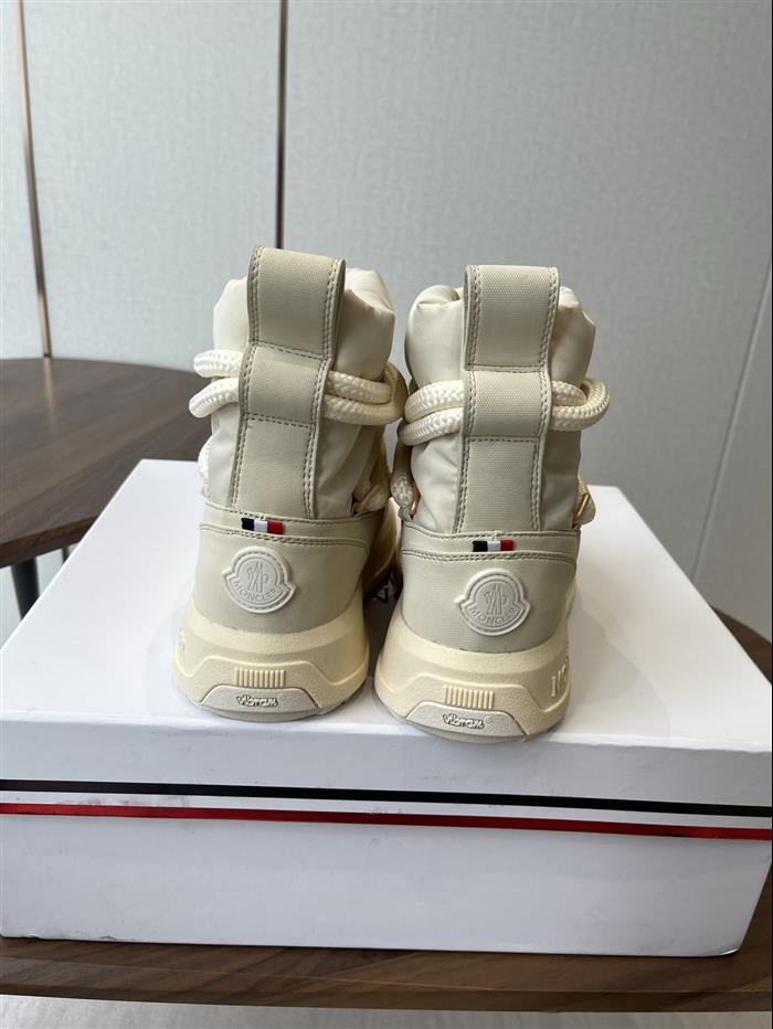 2025112816444643 340